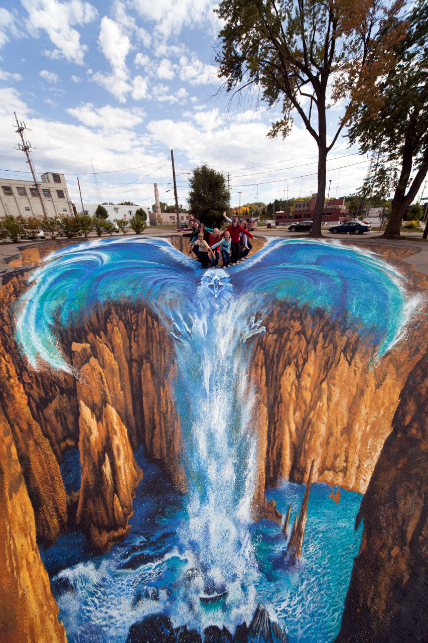 Pintura de rua da fênix de água.